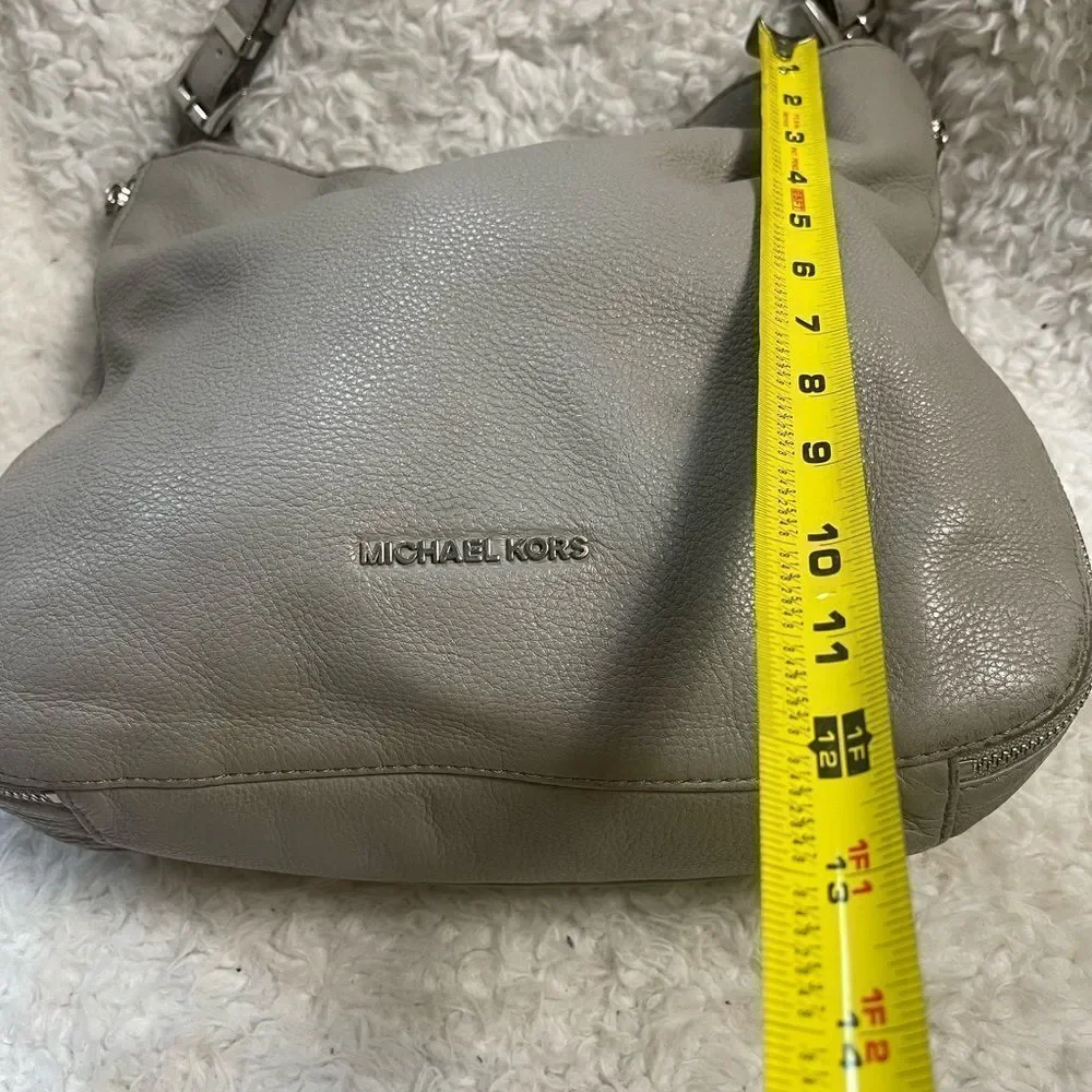 Michael Kors Gray Slouchy Leather Satchel/Shoulder Bag silver tone hardwares.